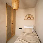 Noi 4*