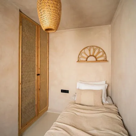 Noi Hotell